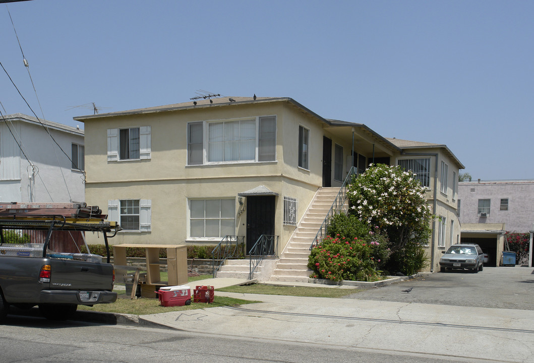 526 Van Ness Ave in Los Angeles, CA - Foto de edificio