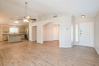 4360 E Mesquite Desert Trail in Tucson, AZ - Building Photo - Building Photo
