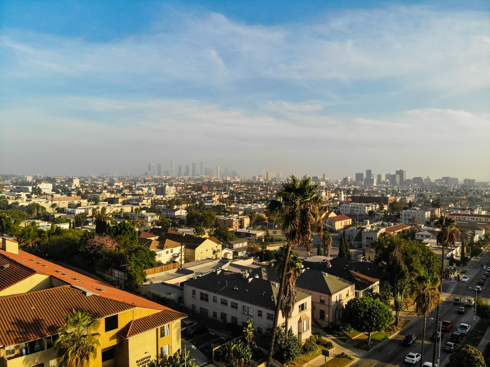 507 N Normandie Ave in Los Angeles, CA - Building Photo