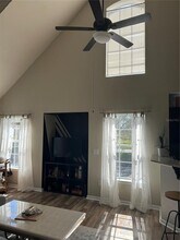 8925 Lee Vista Blvd in Orlando, FL - Building Photo - Building Photo