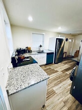 115 Colonial Ave in Greenville, SC - Building Photo - Building Photo