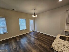 6056 Oak Bend Ct in Riverdale, GA - Building Photo - Building Photo