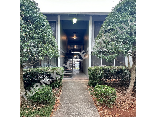 property at 417 Skyview Dr