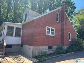 81 Dickert Rd in Quakertown, PA - Foto de edificio - Building Photo