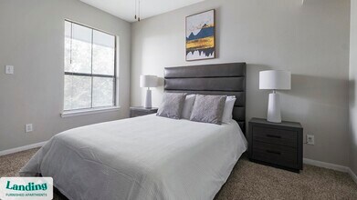 2500 Woodland Park Dr-Unit -N304 in Houston, TX - Building Photo - Building Photo