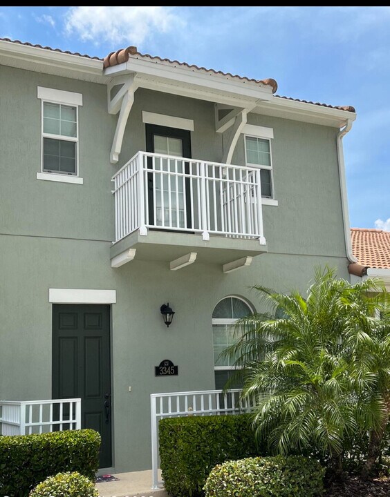 3345 Sedge Dr in Rockledge, FL - Building Photo