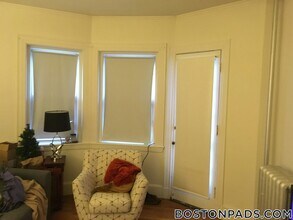 163 Summer St, Unit 3 in Somerville, MA - Building Photo - Building Photo