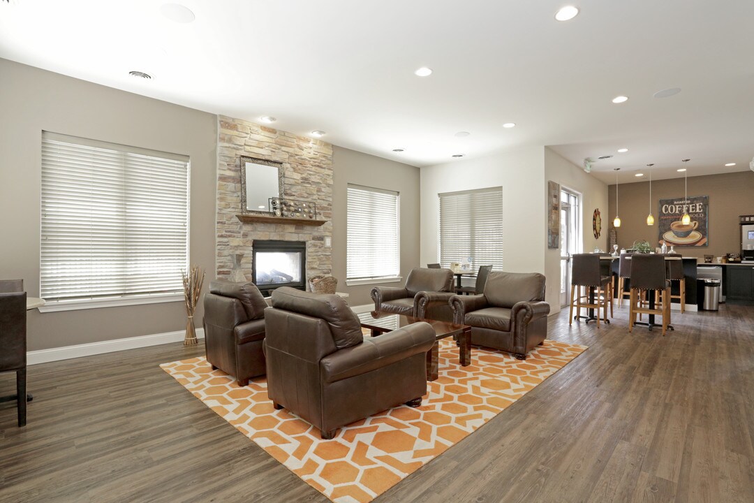 Prairie Square Rentals in Highland, IN - Building Photo
