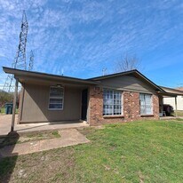 3387 Barbwood Dr in Memphis, TN - Building Photo