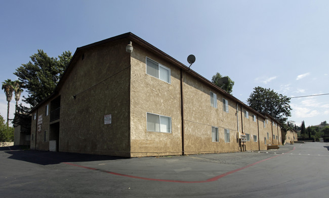 University Park Apartments in Loma Linda, CA - Building Photo - Building Photo