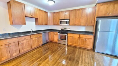 29 Commonwealth Ter, Unit 2 in Boston, MA - Building Photo - Building Photo