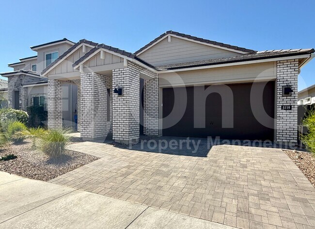 property at 5119 E Shady Glen Ave