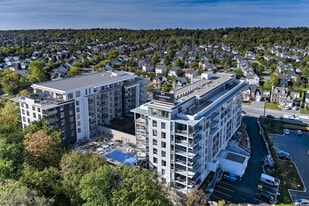 Le Monroe 1-2 in Blainville, QC - Building Photo