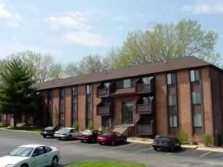 Edgewood Apartments in Decatur, IL - Foto de edificio