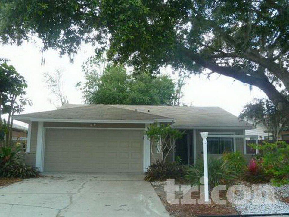 3014 Curry Woods Dr in Orlando, FL - Building Photo