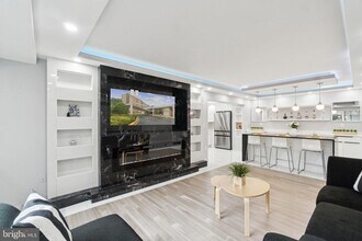 4201 Cathedral Ave NW in Washington, DC - Building Photo - Building Photo