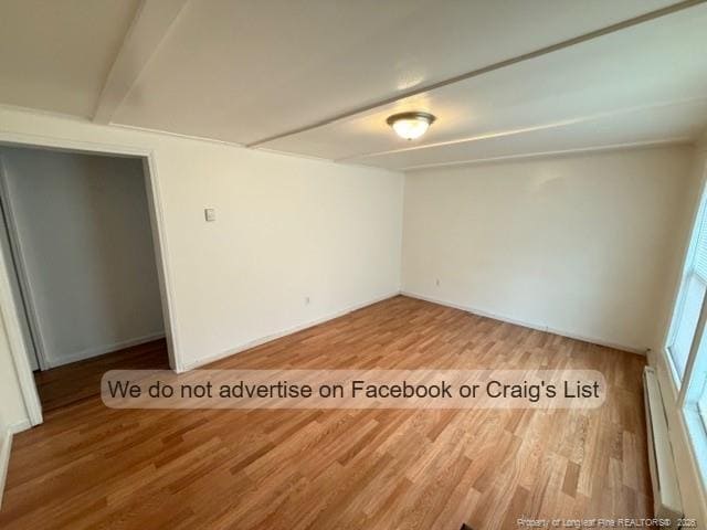 214 Pecan Dr in Spring Lake, NC - Foto de edificio - Building Photo