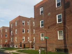 Elmwood Court Apartments