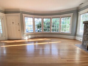 1810 Pacific Ave in Alameda, CA - Building Photo - Building Photo