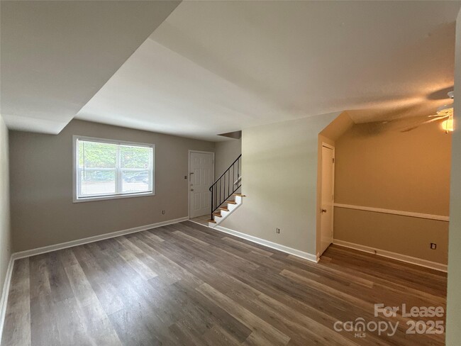 property at 1613 N Sharon Amity Rd