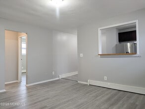 135 Rockwell Ave in Long Branch, NJ - Building Photo - Building Photo