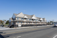 A in Copiague, NY - Building Photo - Building Photo