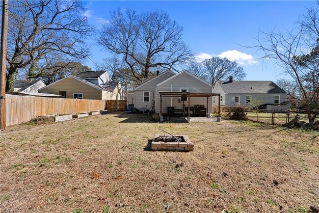 property at 2605 Bapaume Ave