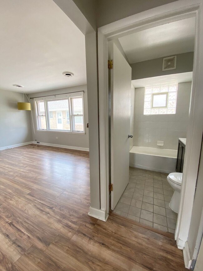 14547 Blaine Ave-Unit -Apt 3 in Posen, IL - Foto de edificio - Building Photo