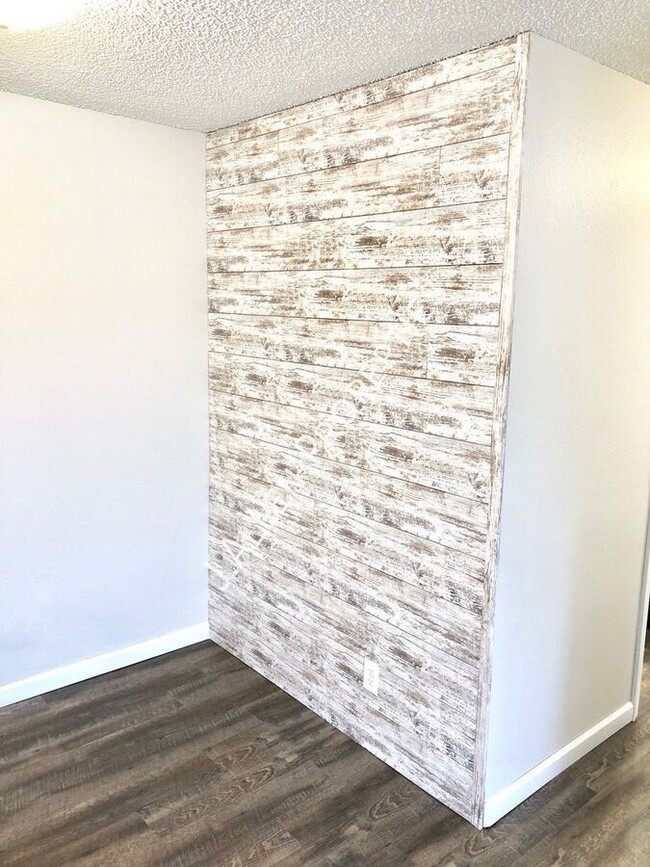 1807 Parker Cir in Norfolk, NE - Building Photo - Building Photo