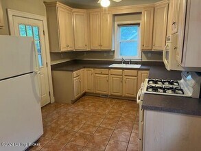 2227 Emerson Ave in Louisville, KY - Building Photo - Building Photo