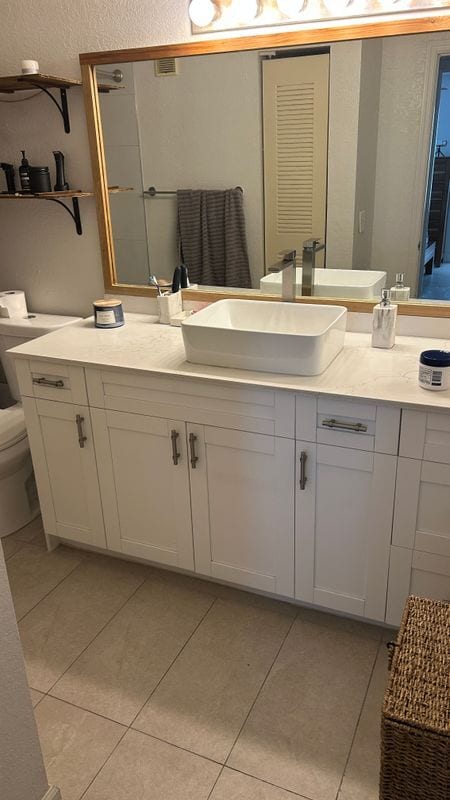 property at 3330 Pinewalk Dr N