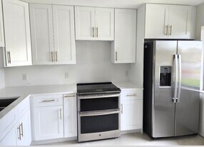 5347 Emerald Isle Dr in Orlando, FL - Building Photo