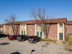 San Rafael Townhomes in St. Louis, MO - Foto de edificio - Building Photo