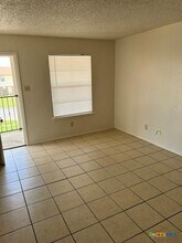 1104 Eastside Dr in Killeen, TX - Building Photo - Building Photo