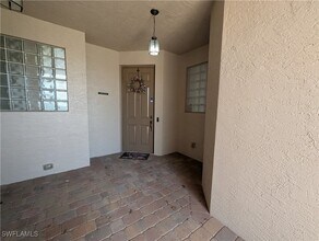 4000 Cherrybrook Loop in Ft. Myers, FL - Foto de edificio - Building Photo