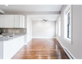 534 Tremont St-Unit -5 in Boston, MA - Building Photo - Building Photo