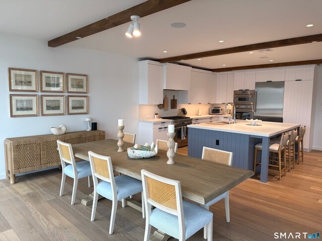 property at 111 Rowayton Ave