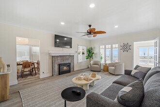 3424 Carlsbad Blvd in Carlsbad, CA - Building Photo - Building Photo