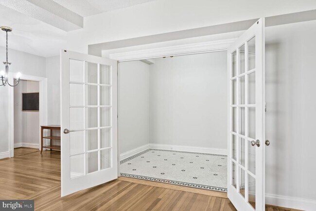 3100 Connecticut Ave NW in Washington, DC - Building Photo - Building Photo