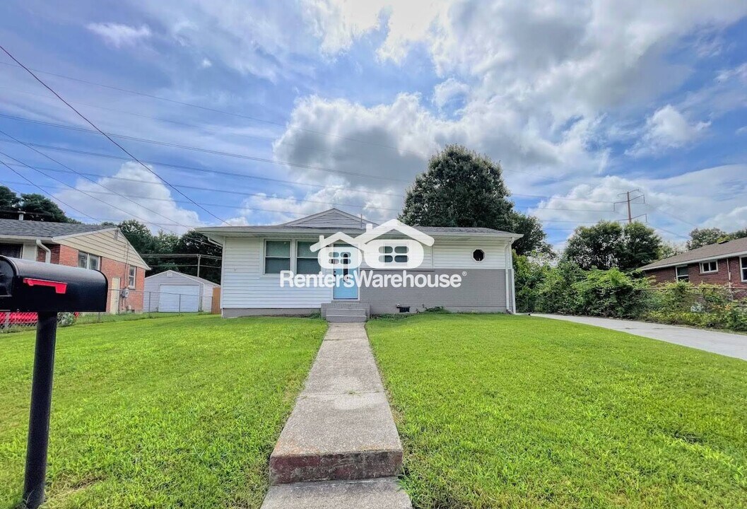 1407 Yeadon Rd in Chesapeake, VA - Building Photo
