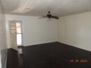 2510 Meadow Ln in Taylor, TX - Building Photo - Building Photo