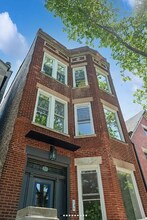 841 N Mozart St, Unit A08C in Chicago, IL - Building Photo - Building Photo