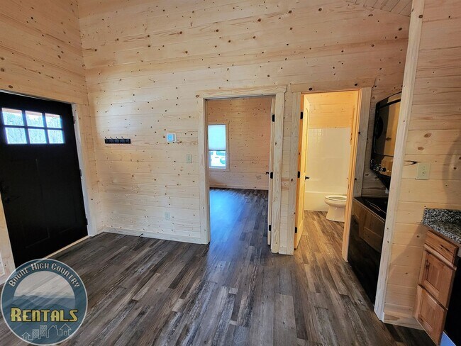 232 Oliver Ln in Trade, TN - Building Photo - Building Photo