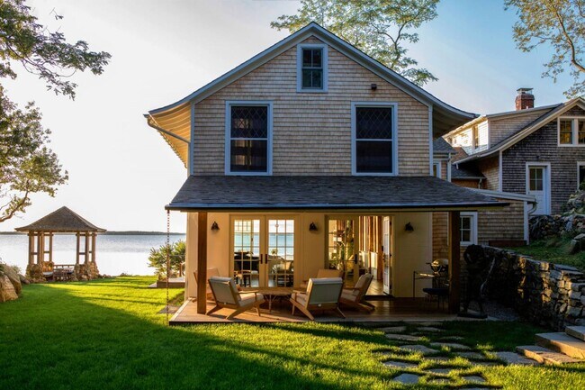 property at 21 Rawson Rd