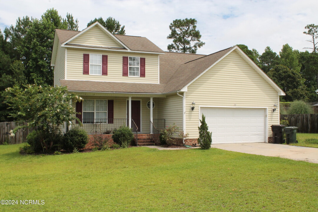 110 Isleworth Pl in Aberdeen, NC - Building Photo