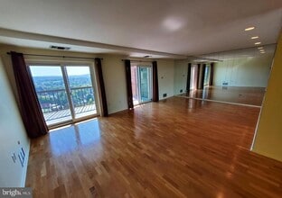 1375 Pershing Blvd in Reading, PA - Building Photo - Building Photo