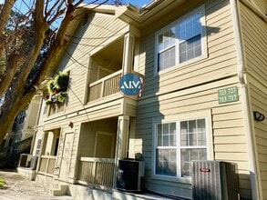 112 Union Cemetery Rd in Hilton Head Island, SC - Building Photo - Building Photo