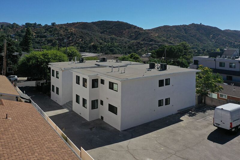 7323 Valmont St in Los Angeles, CA - Building Photo