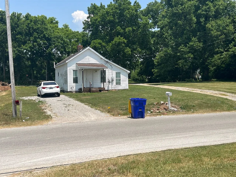 727 Brownslock Rd in Bowling Green, KY - Building Photo