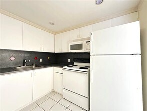 2829 Indian Creek Dr in Miami Beach, FL - Building Photo - Building Photo